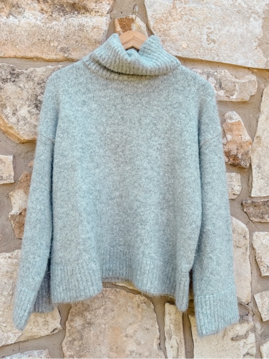 Sndys Sweaters - Sndys gray turtle neck sweater size small
